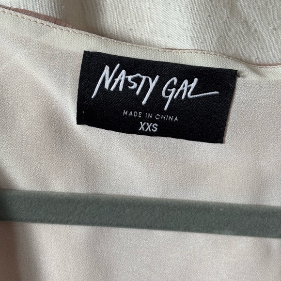 Nasty Gal Mauve Ruffle Dress - Picture 4 of 4